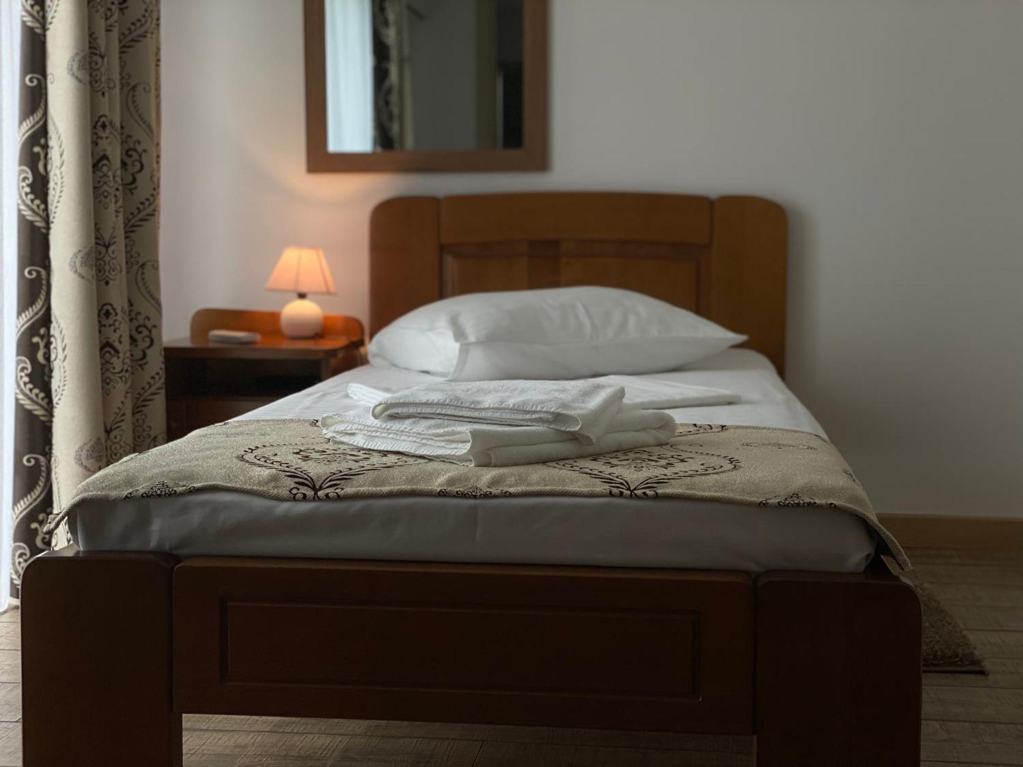 サトゥ・マーレ Casa Irinella Bed & Breakfast エクステリア 写真