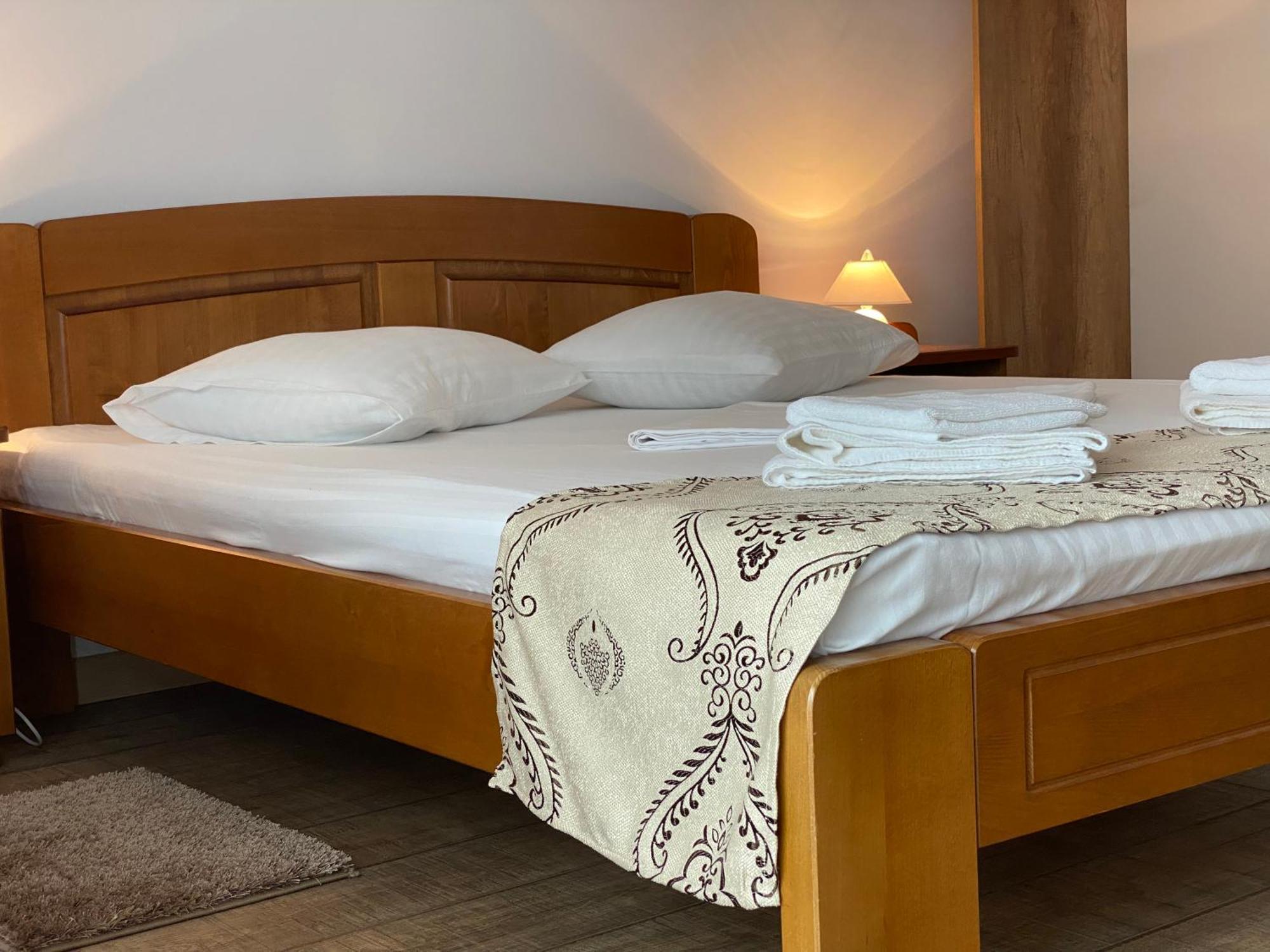 サトゥ・マーレ Casa Irinella Bed & Breakfast エクステリア 写真